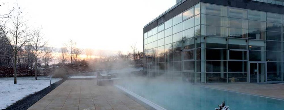 Spa Resort Styria Aussenpool im Winter